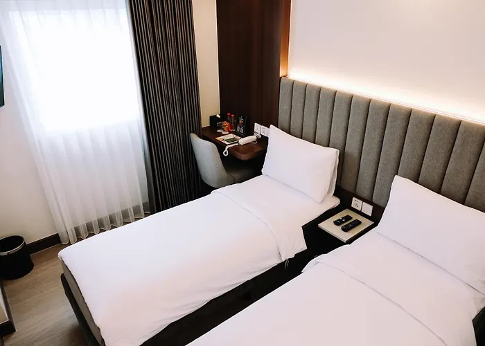 Deka Hotel Surabaya HR Muhammad